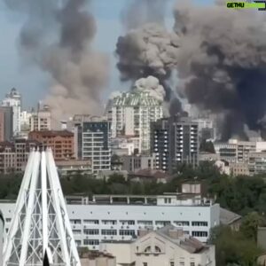 Mstyslav Chernov Instagram - Russian rockets hit Ukrainian cities again. “Ohmatdyt” children's hospital, residential buildings, shops, streets… Dozens of injured and dead.

Imagine this happening to your your city and your nation. Every day. What would you feel?

Photo: Astra, Ukrianian Pravda