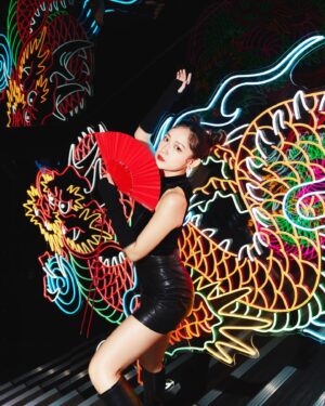 Mu Tung Chi Instagram - 新年快樂🧨小龍女來拜年❤️‍🔥🐲🐉
