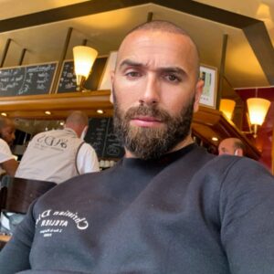 Mujdat Saglam Instagram - Vous validez la coupe ?