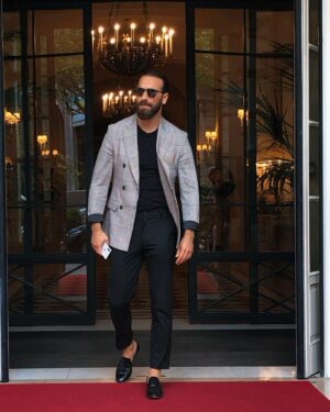 Mujdat Saglam Instagram - Si tu veux une légende ? Regarde la photo 😜😂