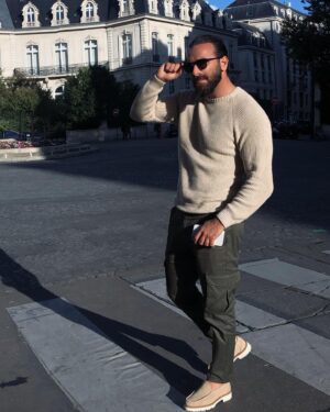 Mujdat Saglam Instagram - Le Loup ? Non, moi ce sont les moutons qui me font peur