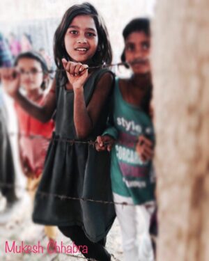 Mukesh Chhabra Instagram - 📸 me trying 😊❤️ #iphone