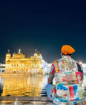 Mukesh Chhabra Instagram - Praying for everyone  and my MCCC team my family and @farahkhankunder  @muradkhetani @memaheshshetty @suved @whosunilgrover @hansalmehta 🫶❤️ 🫶❤️ #wahwguru आज लगा माँ मेरे साथ ही है 🫶❤️ कही नहीं गये 🫶❤️ love you माँ ❤️ thank you @jassijasbir @aakashdahiya002 @akkshay17 @ankit_baghla_rj  and @sarbjitsinghidea 🫶❤️🫶