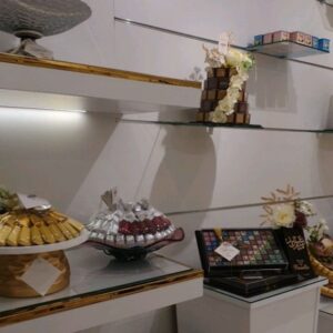 Muneer Lyati Instagram - زيارة محل فرافلو للشوكولاته
Visit Vravello Shop
@vravello.v 

فرافلو
054 917 2062
https://maps.app.goo.gl/XgVkkijPVNdVhH3A7
#vravello #فرافلو #chocolate #شوكولاته #شوكولاته_العيد #اكسبلور #fyp #fypシ #saudiarabia #زهرة_العمرة #شوكولاته_مغلفه #شوكولاته_بلجيكيه #شوكولاته_فاخره #شوكولاتة #شوكولاته_زواج #chocolate_lover🍫 #chocolate_lover #محل_شوكولاته #gvirus911