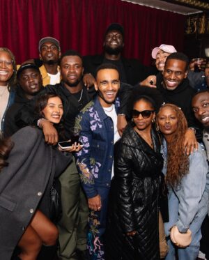 Munya Chawawa Instagram - Finally turned 21! 🍰🎉😭 Can’t believe it!⁣
⁣
BoyzIIMun Tour ✔️ Second BAFTA nom ✔️ Braverman got sacked ✔️ 10/10 tbh 🤭🎁⁣
⁣
Was feeling rather gassed to have ticked more bits off the vision board this year…then I walked into the airport to see a taxi driver holding a sign for ‘Munga Chawawa’...and was instantly humbled. 😂⁣
⁣
Thank you for another year of laughs together; whether you bought tickets to my tour, shared a sketch or messaged to see if I was okay after Aston fell on stage…thank you 🙏🏽❤️⁣
⁣
Until next year: Munga over and out! 🫡