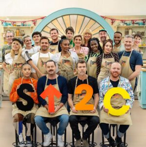 Munya Chawawa Instagram - I’M ON BAKE-OFF, BABY! 🍰🥹 Catch me - ‘Pretezel Papi’ aka ‘Brown Velvet’ aka ‘Ice(ing) Spice’ on Celebrity Bake-Off this spring on @channel4. 🎂👀

@su2cuk, @britishbakeoff #GBBO #SU2CUK