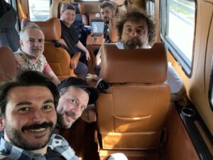 Murat Akkoyunlu Instagram - Turnecilik @korhanherduran @cagdasonurozturk @tunakirli @baris.yildiz @ademturker_ @modern_muzip_tiyatro @kerkisolfej #şaşırtbeni