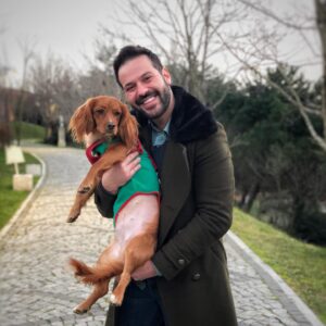 Murat Tavlı Instagram - Kucak dolusu sevgi❤️🥰 🐶
#murattavli #naturephotography #doğa #dogsofinstagram #pet #aniyakala
