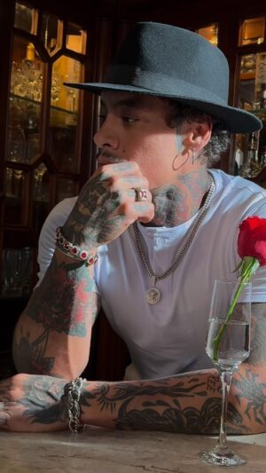 Murilo Dias Instagram - Bonjour 🌹