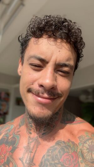Murilo Dias Instagram - VOCÊ É ESPECIAL, VOCÊ É GIGANTE. NUNCA DESITA ❤️