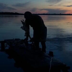 Murilo Meola Instagram - Estivemos banhados pelo Cuieiras e Rio Negro no coração da Amazônia 🎬 São praticamente 30 dias caminhando pelo Brasil narrando histórias fortes de mulheres transformadoras na Amazônia, interior de Pernambuco, Santa Catarina, São Paulo #tododiaedia #documentario #serie #filme #consul #whirlpool #consuladodamulher