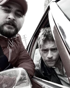 Mustafa Açılan Instagram - Saçlarıma dokunma👊🏻 @burakuurlu 😉