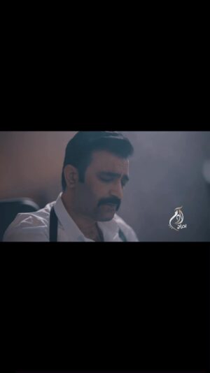Mustafa Al rubayie Instagram - جديدي #كاسر_خاطري 
من البوم( قلبي يُحدثني)
بمشاركة الفنان القدير مازن محمد مصطفى 
كلمات : رامي العبودي 
اداء والحان : مصطفى الربيعي 
توزيع ومكس وماستر : حسام الدين
قانون : منعم 
كمان : محمود سرور 
مونتاج : عمار الشويلي 
اخراج : ادم 
ادارة مواقع : حياوي ابراهيم 
تمثيل : كرار حيدر 
تم التسجيل في ديمو استوديو - بغداد 

@rami.alabody 
@husam_aldeen_ 
@adam.id11 
@hayawee_ibrahim
@karar_haider_ta
@ameer_mosaa