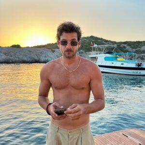 Mustafa Mert Koç Instagram - yazlikci