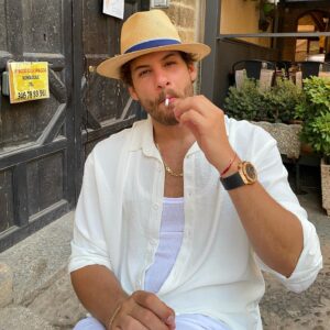 Mustafa Mert Koç Instagram - dumbiko