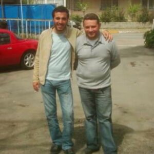 Mustafa Üstündağ Instagram - Yan yana gelince taş yerinden oynarmış ağabeyim benim.
Bu gün ikindi namazından sonra Kızıltoprak’tan abimizi Hakk’a uğurluyoruz.mahallemizin kadeşlerini  bekliuotuz.