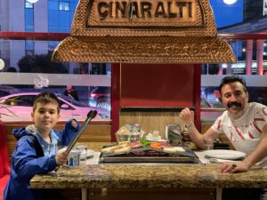 Mustafa Üstündağ Instagram - Baba oğul….