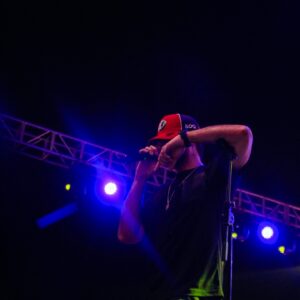 Mustafa Zahid Instagram - dukhi gaanay gaata hoon main .. 
toh sukhi sa hojata hoon main ..