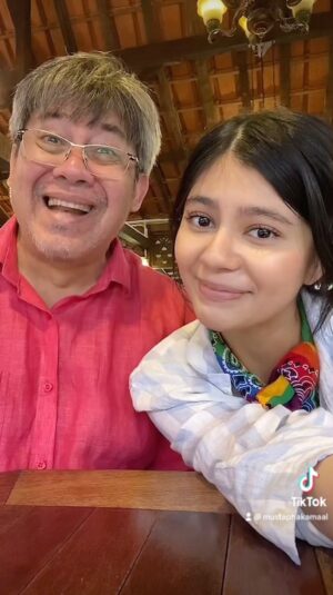 Mustapha Kamal Instagram - Papa didera dan dipaksa oleh @salsabil.qurani untuk buat trend ni.. aduh…