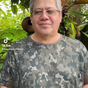 Mustapha Kamal Instagram - Tahun 196     , papa comot.