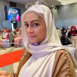 Mustapha Kamal Instagram - Hari jadi mummy hari ni !!!❤️🎵🎶💘💲🎼🤧🎹🎬💝💖🎺🎷🚦🕌🎻💝💖