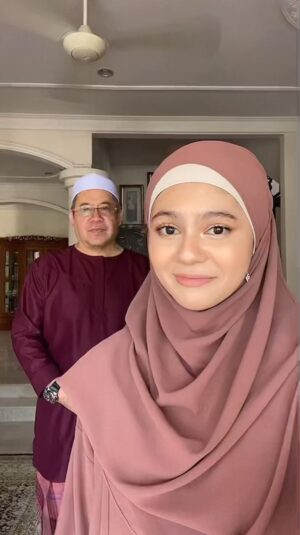 Mustapha Kamal Instagram - Terkejut mengejutkan dikejutkan.. Selamat Hari Raya Maaf Zahir & Batin..