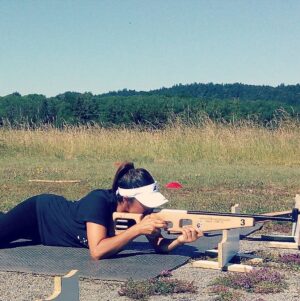 Myriam Chafik Instagram - Viser le centre... un objectif clair et net ! Je voulais arriver le plus polyvalente possible, alors petite séance d'entraînement de tir à la carabine avant le grand départ !

L'épreuve mitique du tir à l'arc sera au programme du 7eme épisode de Koh Lanta les armes secrètes 🎯

Que pensez-vous du système d'élimination à l'épreuve du tir à l'arc ? Par Affinité ou stratégique?

#kohlantalesarmessecretes #kohlanta #adventure #toa #journey #tir
