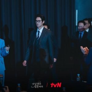 Na In-woo Instagram - 안녕하세요 유지혁 부장입니다. 다름이 아니라 현재 2024년 1월 1일 부터 내 남편과 결혼해줘 방송이 시작되었습니다. 많은 관심과 시청 부탁드리며 직접 감사인사드립니다. 감사합니다.  매주 월화 밤 8시 50분 tvn.