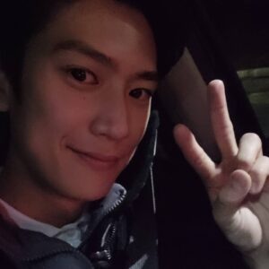 Na In-woo Instagram - 여러분 덕에 상도 받고.. 이 정도면 성공한 인생이겠죠..?♡
정말 감사드려요..! 항상 저를 사랑해 주셔서 감사드립니다. 저도 많이 사랑해요!! (._.)꾸벅♡ 앞으로도 최선을 다하겠습니다 
지켜봐주세요 ♡

출근 vs 퇴근 시즌 2!! 여러분의 선택은?!