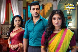 Nabanita Das Instagram - আজ বিকেল ৫:৩০ থেকে পার্বতীকে দেখুন নতুনরূপে, তুমি আশেপাশে থাকলে-তে।

#tumiashepashethakle #chupkorrgossachhe #bengaliserial #rooqmaray #rohaanbhattacharjee #nabanita #entertainment