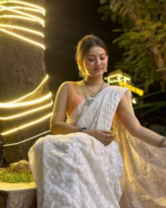 Nabanita Malakar Most Liked Photos and Posts