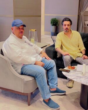 Nabil Shuail Instagram - #يقولون آنا وأحمد الصانع بدبي 🇦🇪
@al9ane3 
#نبيل_شعيل