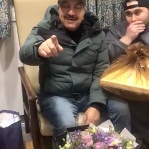 Nabil Shuail Instagram - .
أجر وعافية بو خالد الغالي ، والله يردك لنا بالسلامة وتقر عيون الكويت وأهلها بشوفتك 
إبنك #نبيل_شعيل