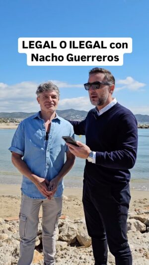 Nacho Guerreros Instagram - LEGAL O ILEGAL con mi amigo @nachoguerreros 🙏🏾♥️

Gracias a @jorgeanegon por acompañarnos 💪🏽🔥

Queréis PARTE 2?

#Elabogadodetiktok #tipslegales #derechos #ley #abogado #elabogadodetiktok🎶 #normas #nachoguerreros #aquinohayquienviva #laqueseavecina #kokelaqueseavecina