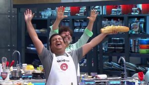 Nacho Pop Instagram - #ElDíaDelCompleto Un homenaje para un manjar necesario: El Completo. Recuerdo de mi paso por @masterchefchile Uno de los platos que me hizo pasar a la historia… y ya se viene la “Trilogie Complète” #NachoPopInternationalCulinary