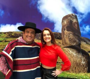 Nacho Pop Instagram - Desde Isla de Pascua le damos el puntapié inicial a estas Fiestas Patrias junto a la amorosa @basauri