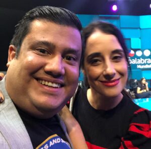Nacho Pop Instagram - Lo logré!!! Me saqué una foto con @elisazulue Gracias por tu buena onda en #Pasapalabra