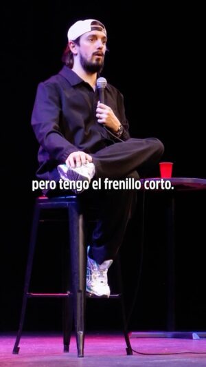 Nacho Redondo Instagram - Traumas.

Tener frenillo corto es un trauma, aparentemente.

Por cierto: no atropellé nada. Iba a hacer un chiste y el señor de frenillo limitado me interrumpió.
