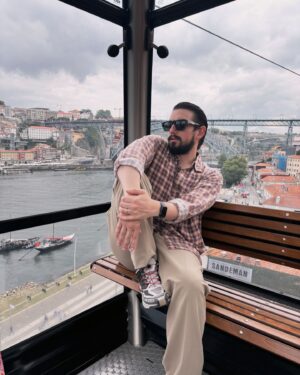 Nacho Redondo Instagram - Gracias Oporto por dejarme disfrutar de sus hermosas calles siendo una #fashionblogger ✨

La importancia de la lectura 📖. Fui a la librería más linda del mundo y pude degustar lectura tipo “1984” y “El Principito”. Me recomendaron uno que se llama “Mi Lucha”, pero solo estaba en alemán y me dijeron que ahí no lo vendían y posteriormente me invitaron a salir. Unos groseros.

Por cierto, comienza mi gira nueva, Traumas en Julio. 

🇺🇸Chicago - 6 de Julio
🇺🇸Indianapolis - 7 de Julio
🇺🇸Atlanta - 10 de Julio
🇺🇸Nashville - 11 de Julio
🇺🇸DC - 13 de Julio
🇨🇦Montreal - 17 de Julio
🇺🇸NYC - 19 de Julio
🇺🇸Boston - 20 de Julio
🇺🇸Detroit - 26 de Julio
🇨🇦Toronto - 27 de Julio
🇺🇸San Francisco - 31 de Julio
🇺🇸Tacoma - 2 de Agosto
🇺🇸Salt Lake City - 3 de Agosto
🇺🇸Denver - 4 de Agosto
🇺🇸Houston - 7 de Agosto
🇺🇸Dallas - 8 de Agosto
🇺🇸Austin - 9 de Agosto
🇺🇸Orlando - 14 de Agosto
🇺🇸Miami - 15 de Agosto

🎟️TICKETS EN MI BIO🎟️