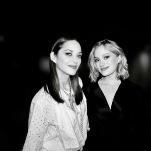 Nadia Tereszkiewicz Instagram - Si chanceuse , si heureuse , avec ma marraine @marioncotillard ♥️ 

Merci @academiedescesar @dior @tiffanyandco @carolecolombani ✨ 

📸 by the best @richardgianorio