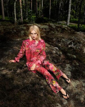 Nadia Tereszkiewicz Instagram - @gloriamagazine @dior
Kiitos , ilo ja kunnia 🇫🇮🤍