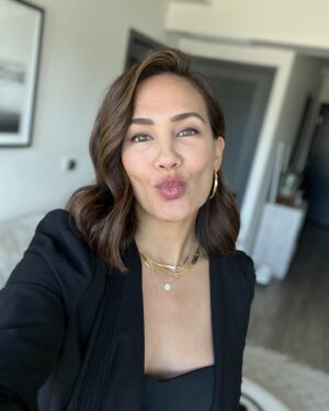Nadine Nicole Instagram - morning kisses 💋