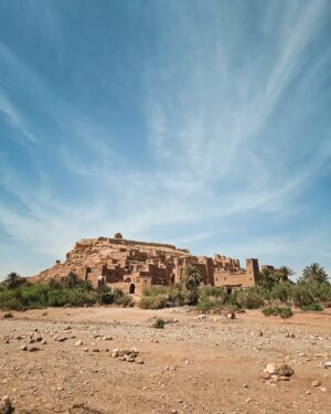 Naglis Bierancas Instagram - Ait Ben Haddou miestelis-tvirtovė saugoma Unesco. Labai unikali bei autentiška vieta. Dabar aišku, kodėl daug puikių filmų buvo čia filmuojami. Girdėjom, kad dar yra šeimų, kurios vis dar gyvena čia. Labai patiko 👍🏻 #morroco #aitbenhaddou