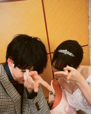Nakhun Screaigh Instagram - パティスリーMON最後まで観てくれて本当にありがとうございました♥️

こんなに素敵な俳優さんたちと出会えて本当に恵まれてると思います

梅ちゃんを演じさせてもらってありがとうございました🙏

お気に入りの写真が多すぎて全部載せちゃいます☺️
みんな大好きです💛