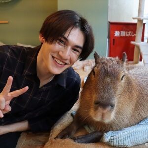Nakhun Screaigh Instagram - My dream of meeting a capybara came true ✨

カピバラビッグラブ🫶
