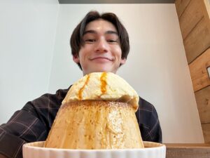 Nakhun Screaigh Instagram - I tried to eat a giant pudding 🍮

I could not finish the giant pudding 😔