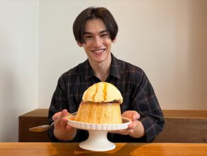 Nakhun Screaigh Instagram - I tried to eat a giant pudding 🍮

I could not finish the giant pudding 😔
