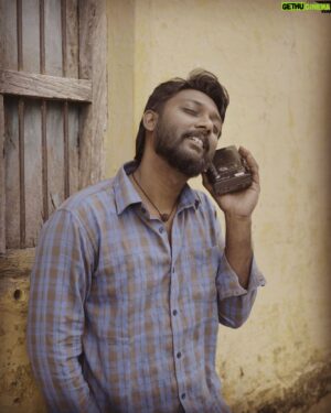 Nakkalites Arun Kumar Instagram - #shootlove #soon 
எனது மனம் படகானதே 🖤… 
@xavierrajadurai 
P.c @m_ano.j