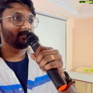Nakkalites Arun Kumar Instagram - Had a lovely time with @srcaswcbe .. Thanks to the students and management for having me ..🖤 .. Feeling refreshing to be loved by so many .. Magizhchi … 😊 #srcas #seesaw …