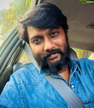 Nakkalites Arun Kumar Instagram - Smile , walk , persevere , get hurt , feel the pain , stop , breathe , smile , walk , persevere … 🖤 
#onedayatatime #onestepatatime